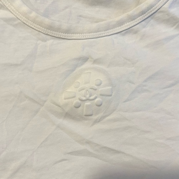Chanel t-shirt embossed white small - Picture 5 of 11